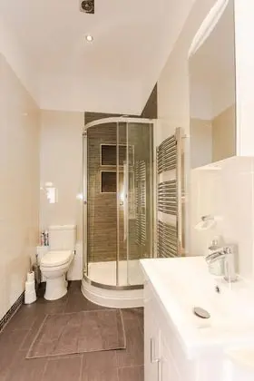 Basic Apart Daire, Birden Çok Yatak