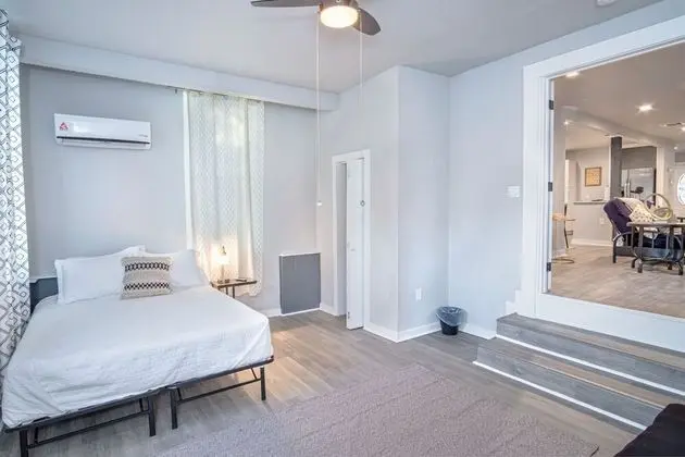 Ev (4 Bedrooms)