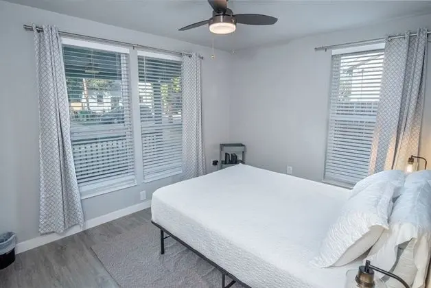 Ev (4 Bedrooms)