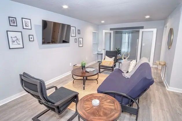 Ev (4 Bedrooms)
