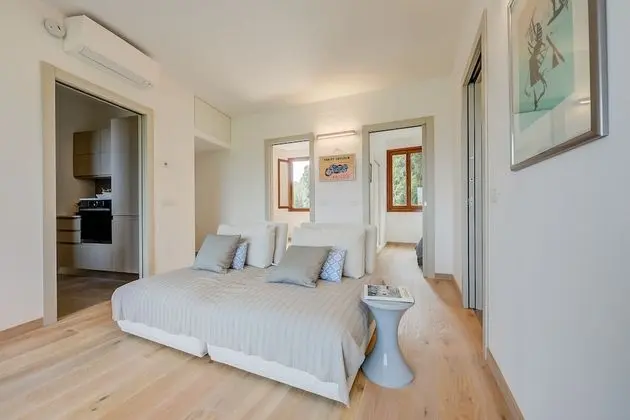 Standard Apart Daire, Birden Çok Yatak, Dağ Yamacı (The Stylish Flat With Lake View)