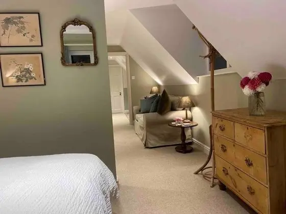 Apart Daire, 1 Büyük (Queen) Boy Yatak