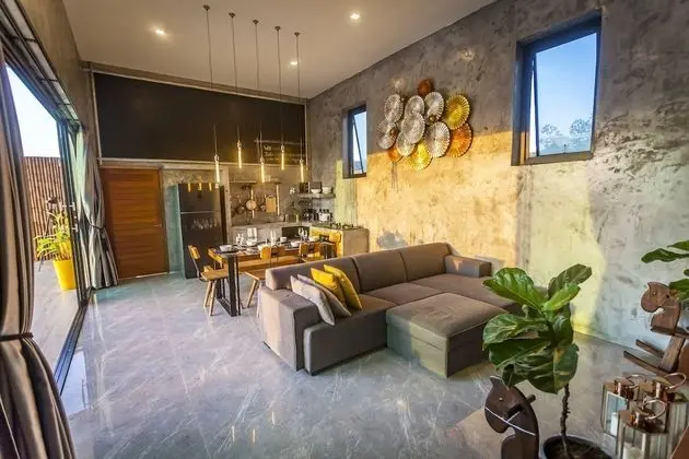 Villa (Stylish Pool Villa - 10 Mins Walk To )