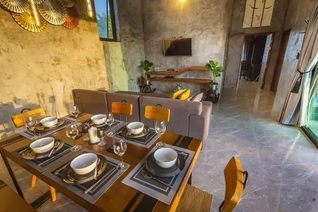 Villa (Stylish Pool Villa - 10 Mins Walk To )
