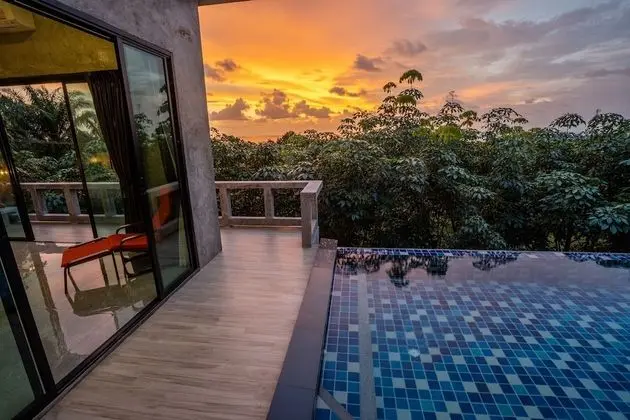 Villa (Stylish Pool Villa - 10 Mins Walk To )