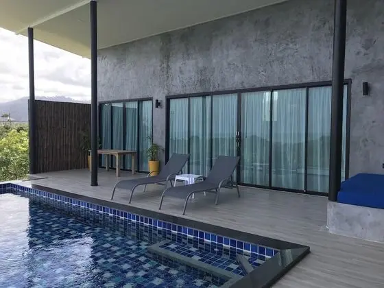 Villa (Stylish Pool Villa - 10 Mins Walk To )