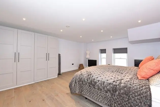 Duplex Three-bedroom Garden Apartment