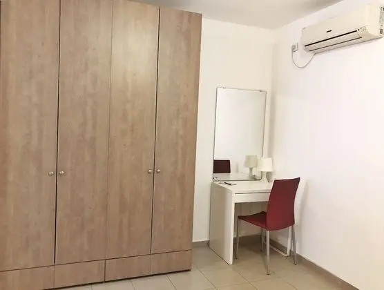 Comfort Apart Daire, 1 Büyük (Queen) Boy Yatak ve Çekyat, Sigara İçilmez, Avlu Manzaralı