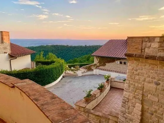 Apart Daire, 1 En Büyük (King) Boy Yatak ve Çekyat