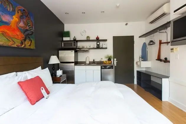 Oda (Deluxe Studio, 1 Queen Bed)