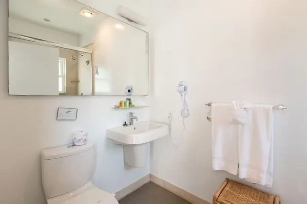 Oda (Deluxe Studio, 1 Queen Bed)