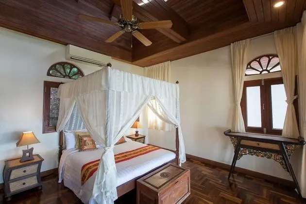 Deluxe Villa