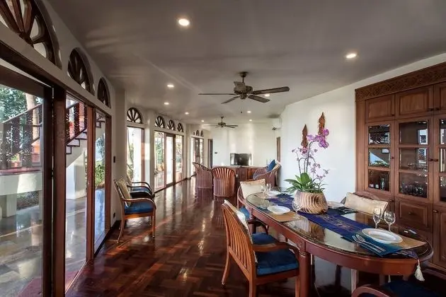 Deluxe Villa