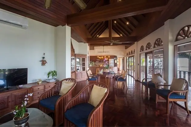 Deluxe Villa