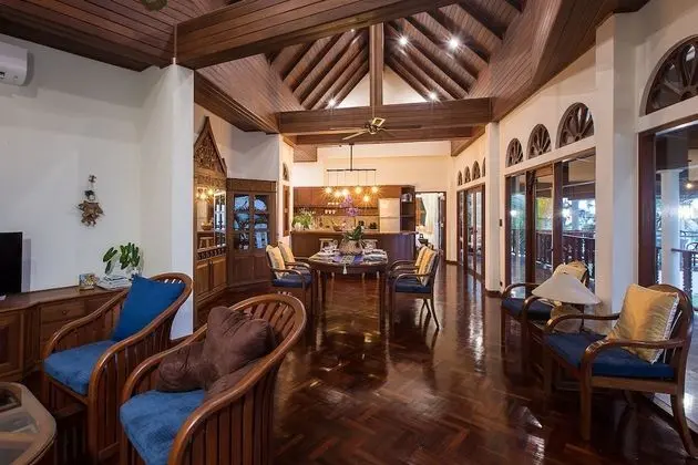 Deluxe Villa