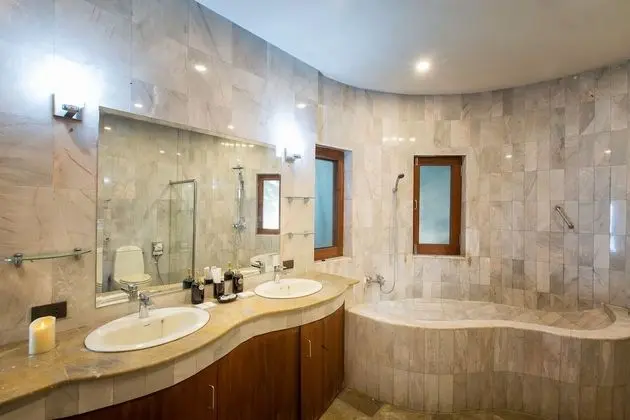 Deluxe Villa