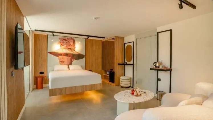 2 Şehir Manzaralı Suite Oda