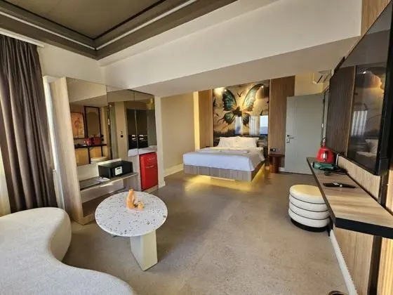 3 Şehir Manzaralı Suite Oda