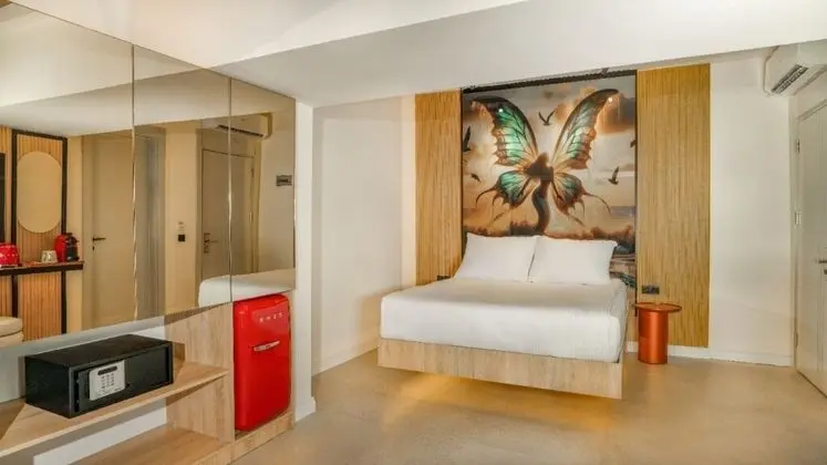 3 Şehir Manzaralı Suite Oda