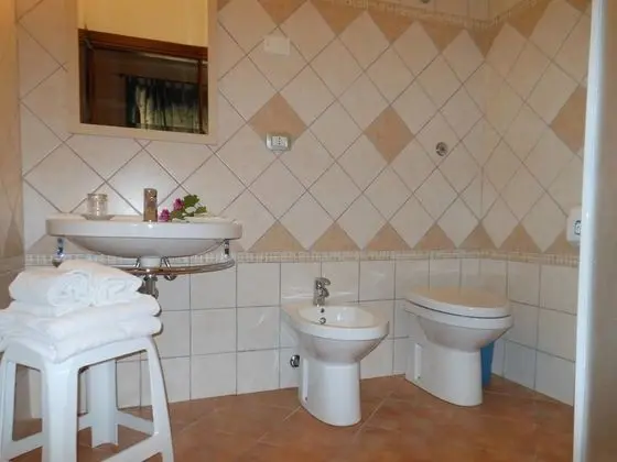 Üç Kişilik Oda
