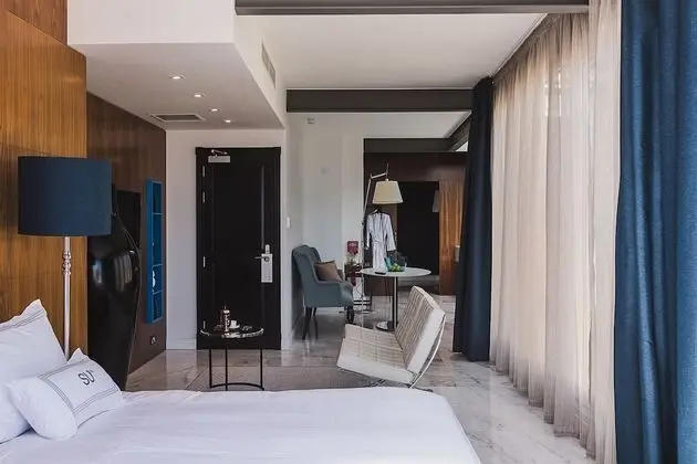 Tek Büyük Yataklı Oda, Liman Manzaralı (Grand Harbor Sky Villa)