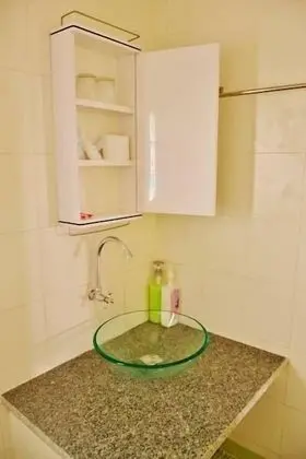 Üç Kişilik Oda