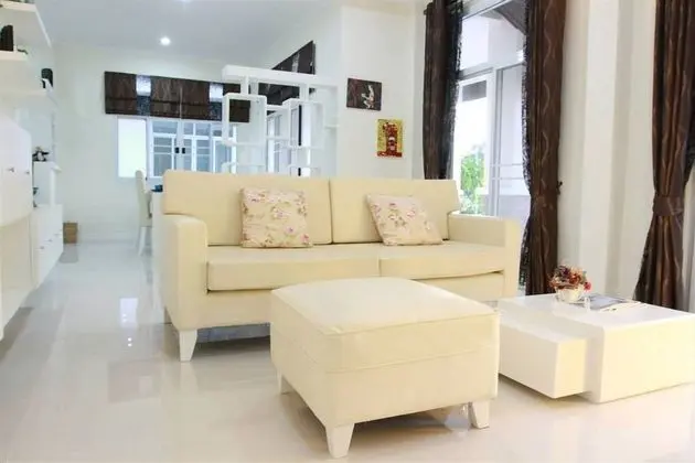2 Bedrooms Villa