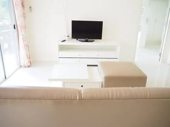 2 Bedrooms Villa