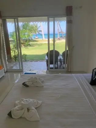 Beachfront Villa with Sea View