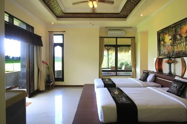Deluxe Room with Rice Paddies View
