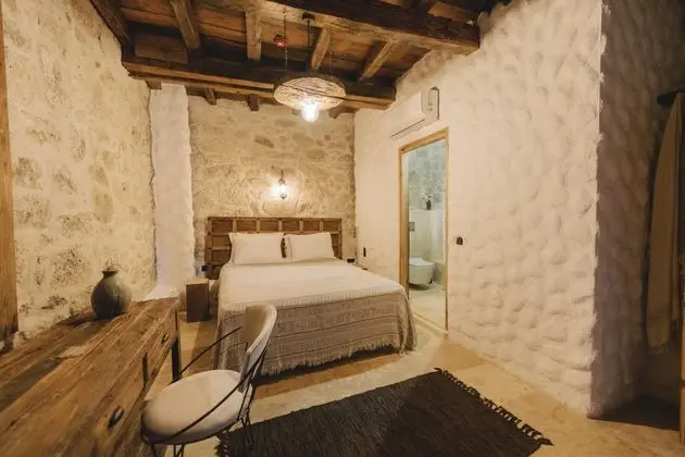 Deluxe Room,Havuz veya Bahçe Manzaralı,Verandalı