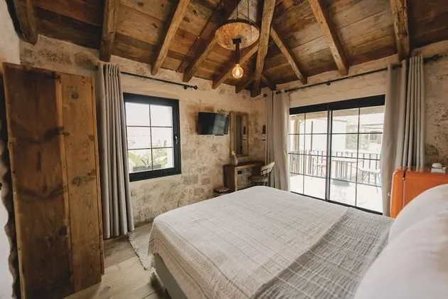 Deluxe Terrace Room