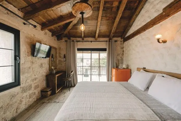 Deluxe Terrace Room