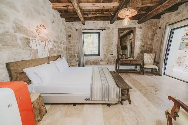 Deluxe Terrace Room