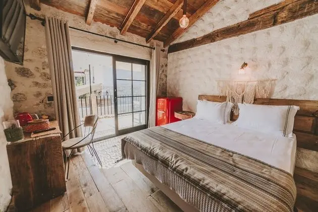 Deluxe Terrace Room