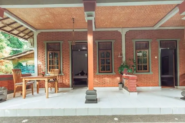 Standard Oda, Bahçe Manzaralı