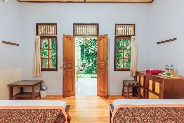 Standard Oda, Bahçe Manzaralı