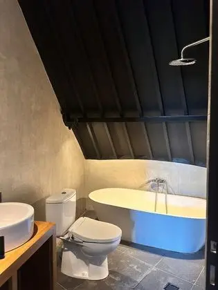 3 Bedrooms and 1 Bathroom Villa with Private Pool