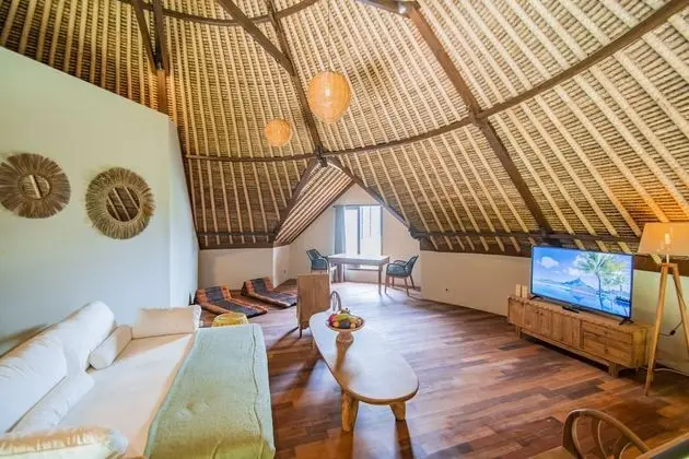 Romantic Villa, 4 Yatak Odası, Kişiye Özel Havuzlu, Havuz Manzaralı