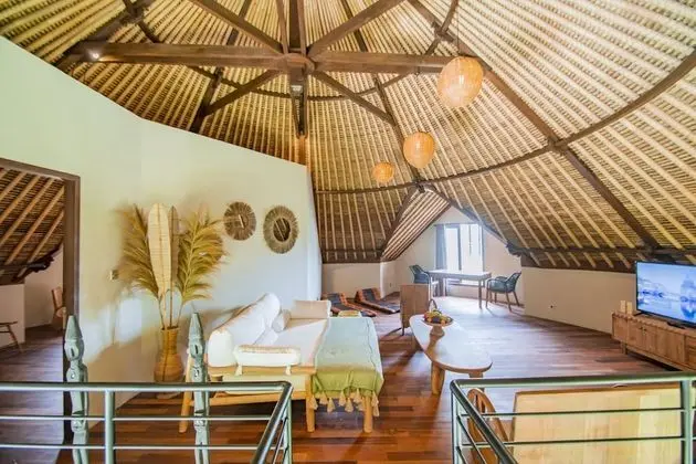 Romantic Villa, 4 Yatak Odası, Kişiye Özel Havuzlu, Havuz Manzaralı