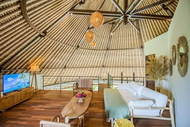 Romantic Villa, 4 Yatak Odası, Kişiye Özel Havuzlu, Havuz Manzaralı