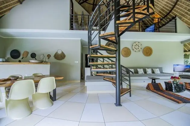 Romantic Villa, 4 Yatak Odası, Kişiye Özel Havuzlu, Havuz Manzaralı