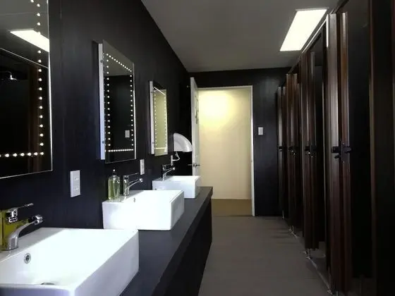 Deluxe Ortak Ranzalı Oda, Sadece erkekler için