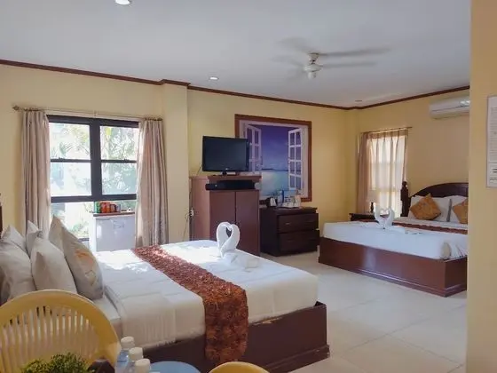 Jacuzzi Suite