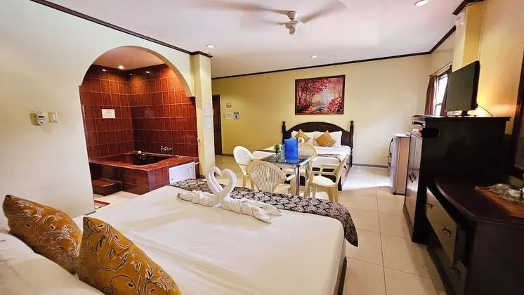 Jacuzzi Suite