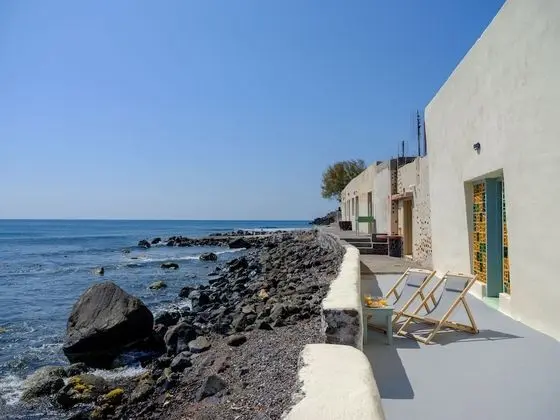Cueva del mar, Seafront