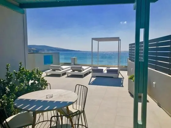 Villa, Private Pool, Seafront