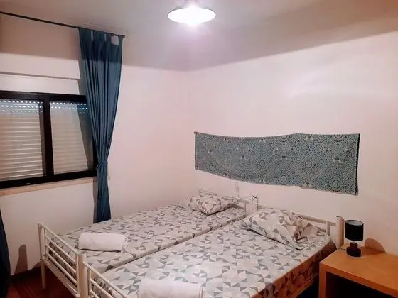 Tek Büyük Yataklı Oda, Ortak Banyo