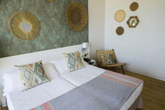 Standard Büyük Yataklı Tek Kişilik Oda, Balkon