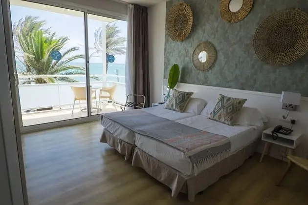 Standard Tek Büyük veya İki Ayrı Yataklı Oda, Balkon, Deniz Manzaralı